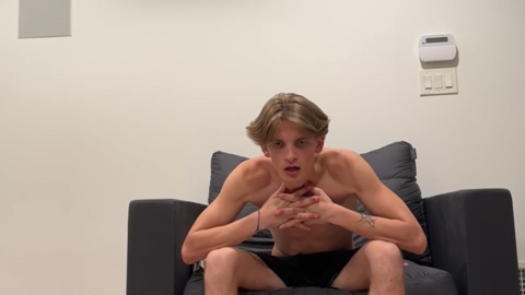 therealleogates  14-04-2023